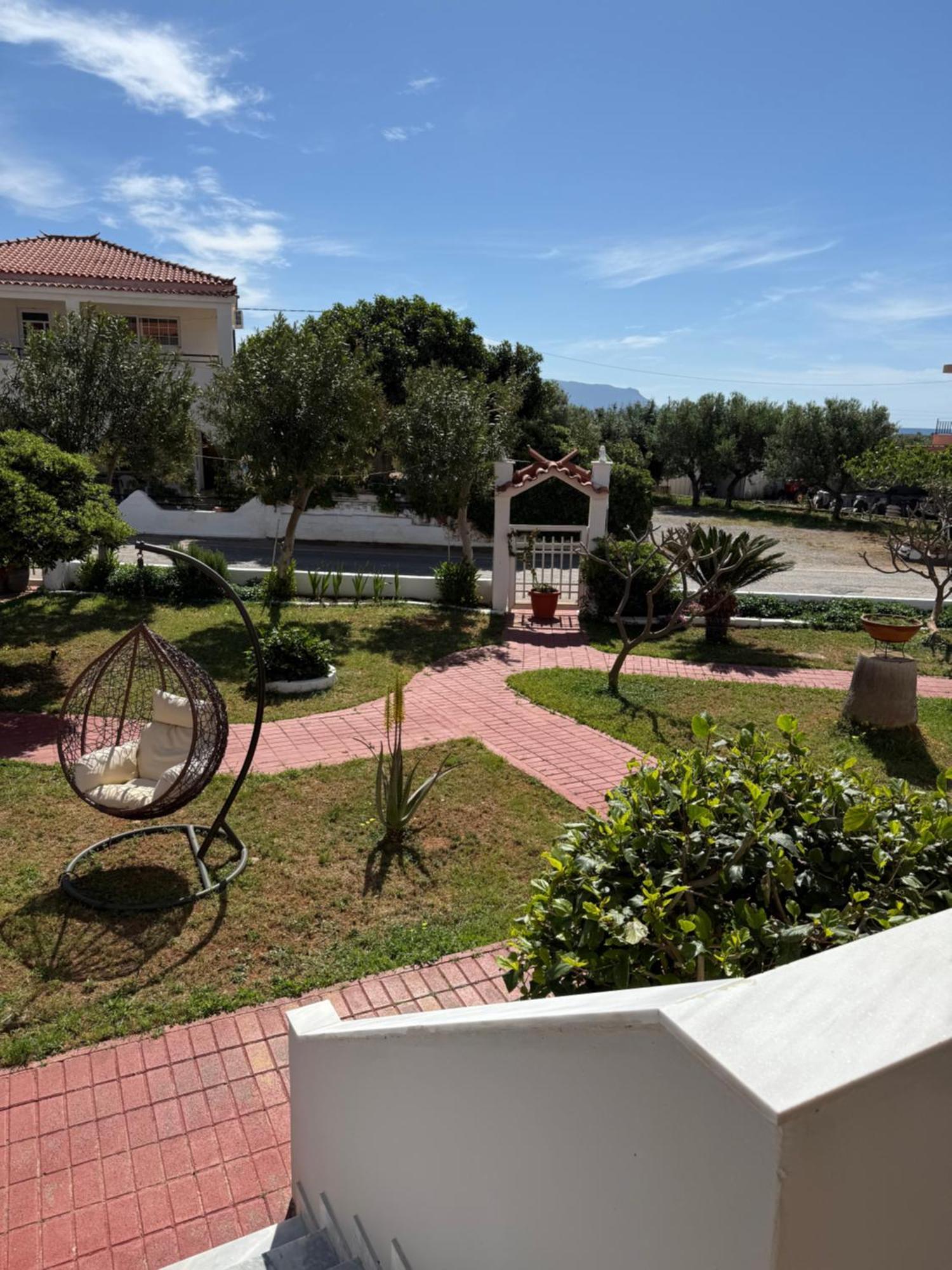 Hotel Vias à Neápolis Extérieur photo