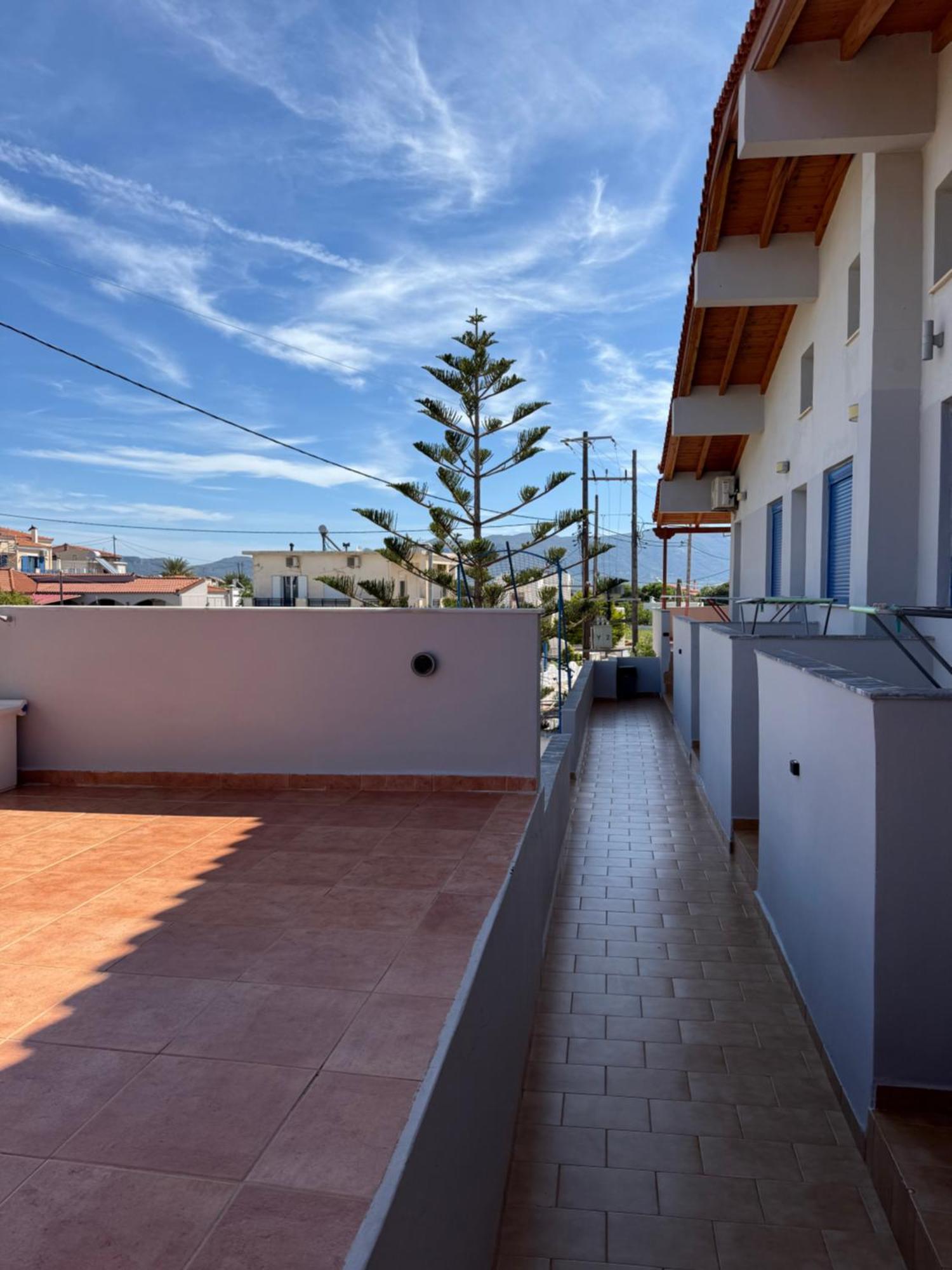 Hotel Vias à Neápolis Extérieur photo
